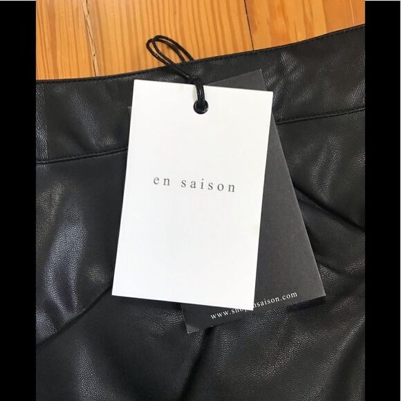 NWT En Saison Faux Leather Skirt - Picture 5 of 6